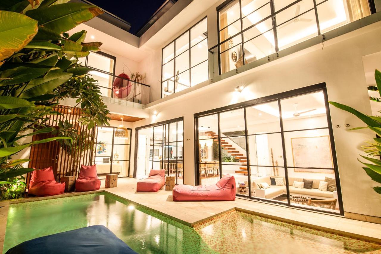 Luxury Villa Devina I Seminyak I Yoga & Gym Exterior photo